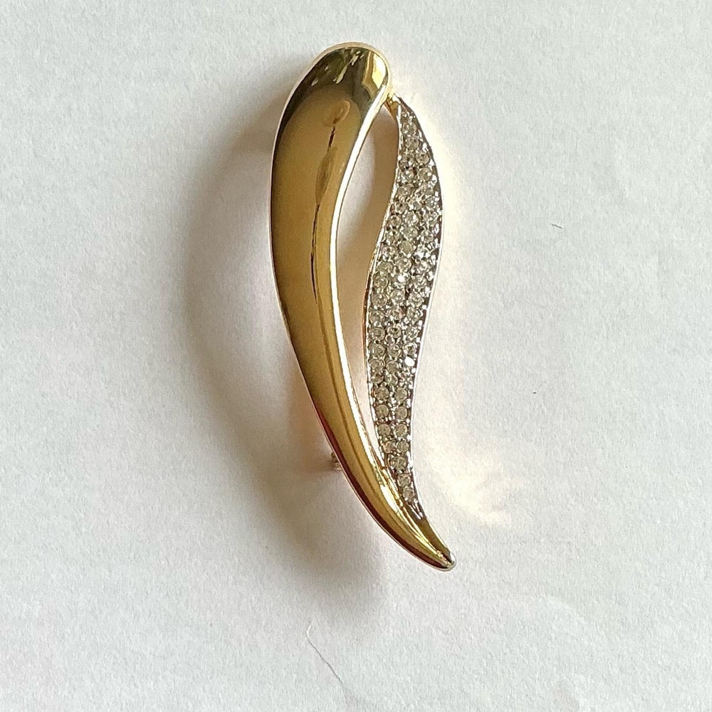 Vintage Keyes Canadian Company,Elegant Gold and Crystal Women's Brooch